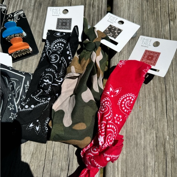 Forever 21 Accessories - Scarf bandanas hair clip bundle